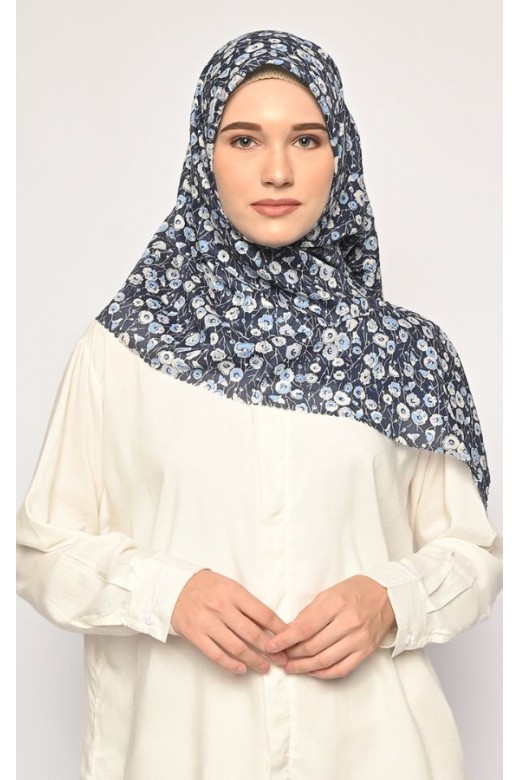 Hijab Segi Empat Sorae Navy Jahit Tepi